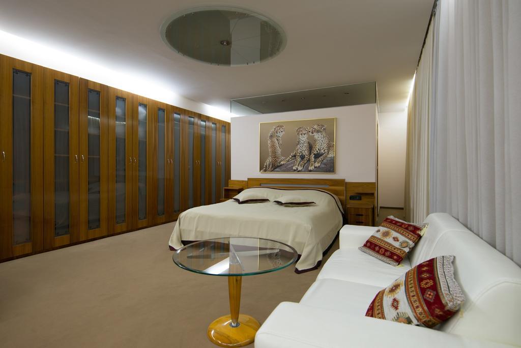 Hotel By Gastroid Ilidža Luaran gambar